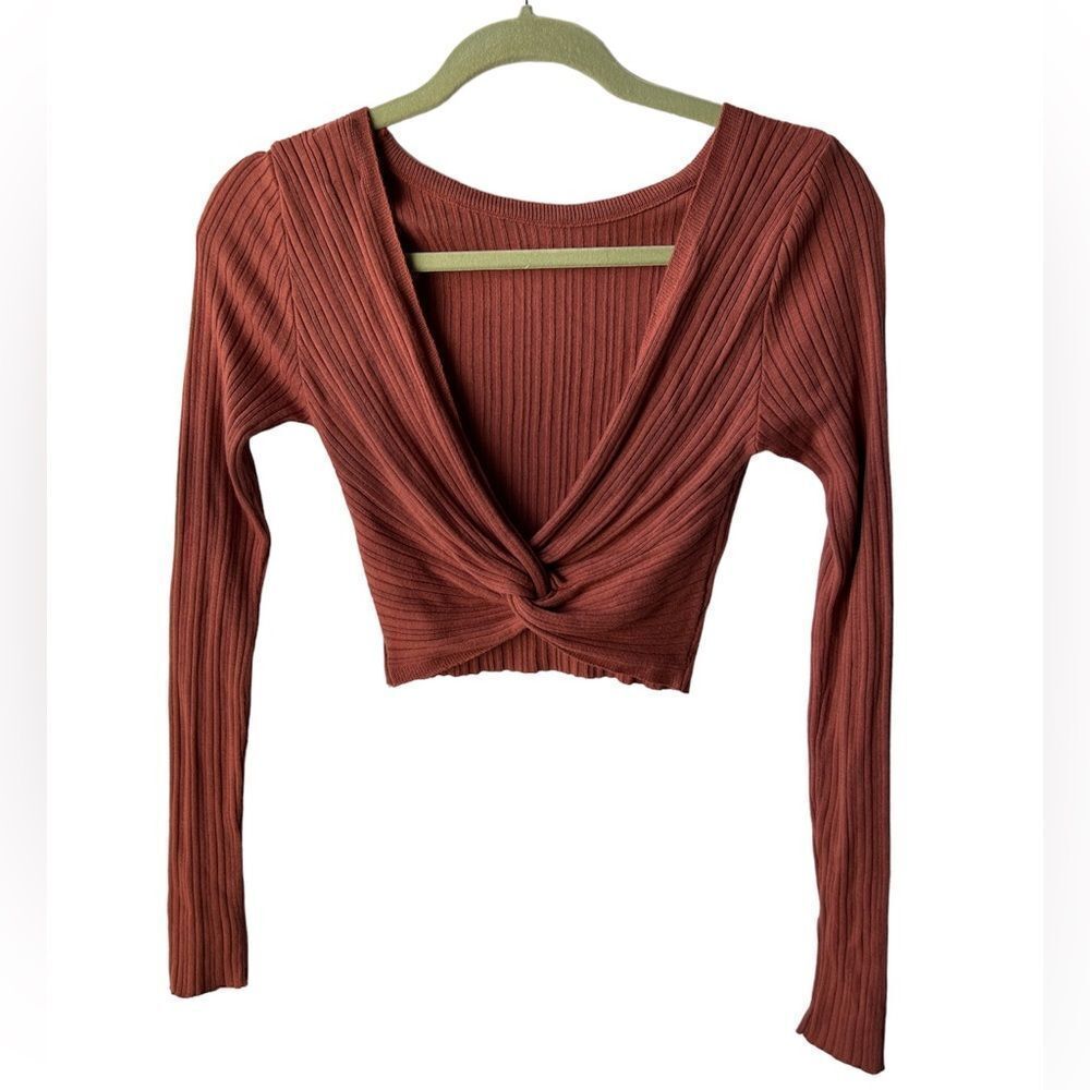 ASOS Cropped Long Sleeve ribbed Knit Front Twist Top size 4